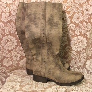 Like New Ruff Hewn Boots